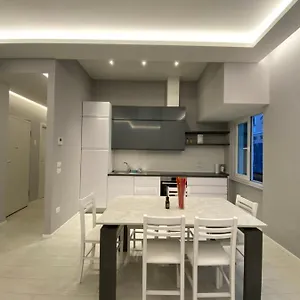  Appartamento Casa Dante: Oneglia Centro-marina-spiagge